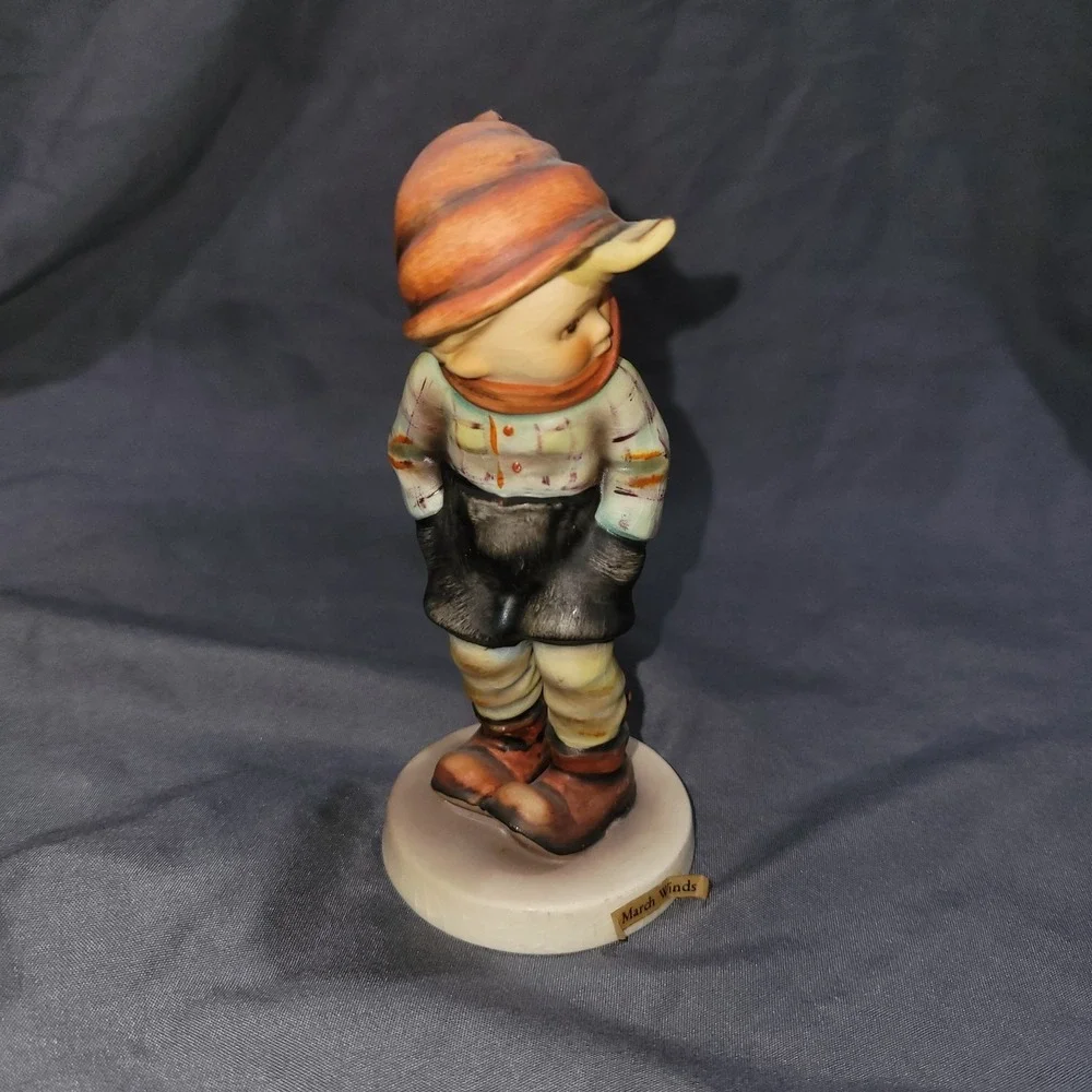 Goebel Hummel Figurine TMK5 #43 March Winds - Unboxed
